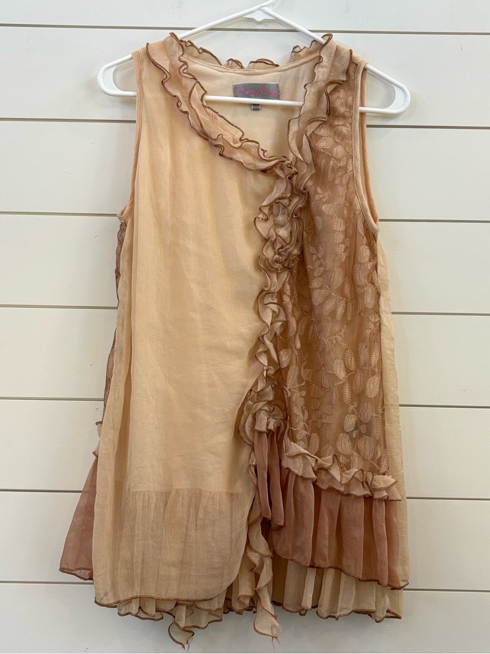 Pretty Angel Sleeveless Layered Ruffle Blouse - Picture 4 of 9